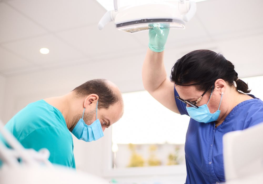 dr-alexandru-barna-dentiste-granville-equipe-5