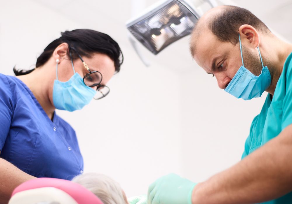 dr-alexandru-barna-dentiste-granville-equipe-6